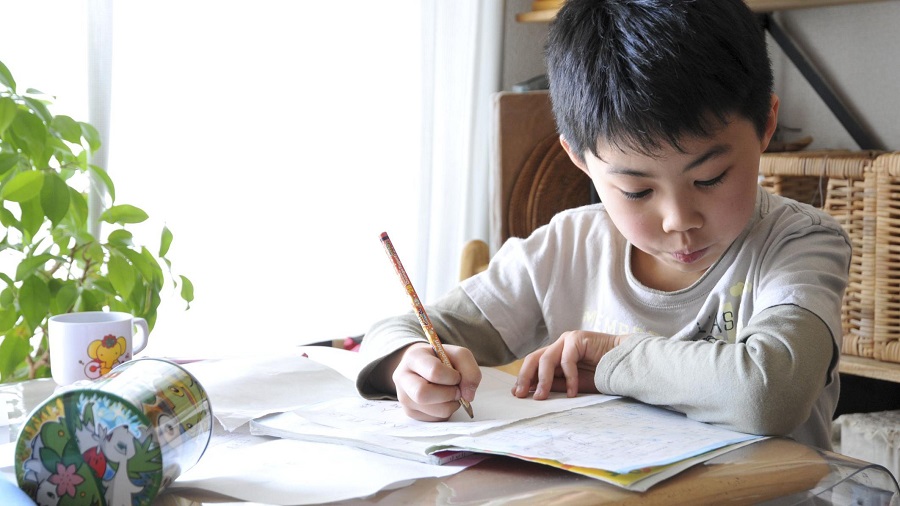 dạy con tính tự chủ