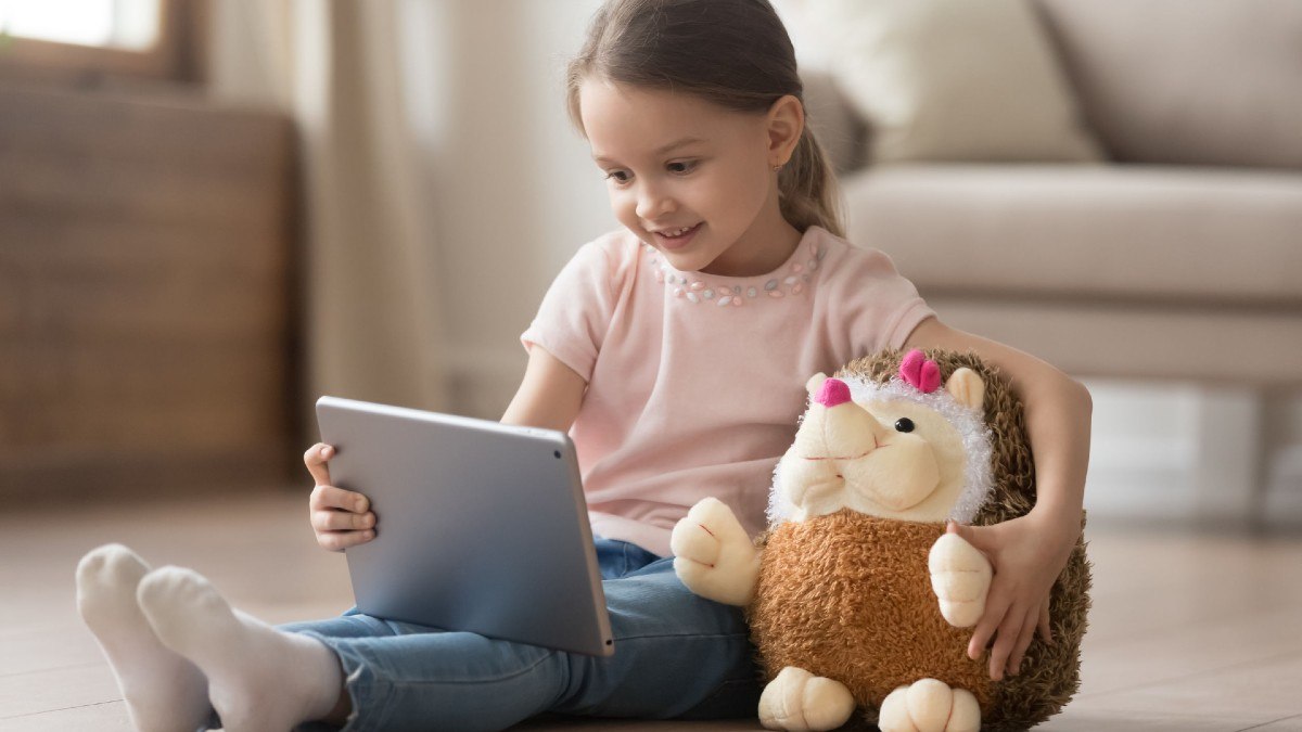 Học tiếng Anh online sẽ đem lại nhiều lợi ích cho phụ huynh và học sinh
