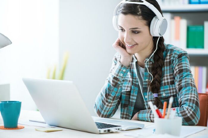 Lựa chọn học tiếng Anh trực tuyến với giáo viên nước ngoài