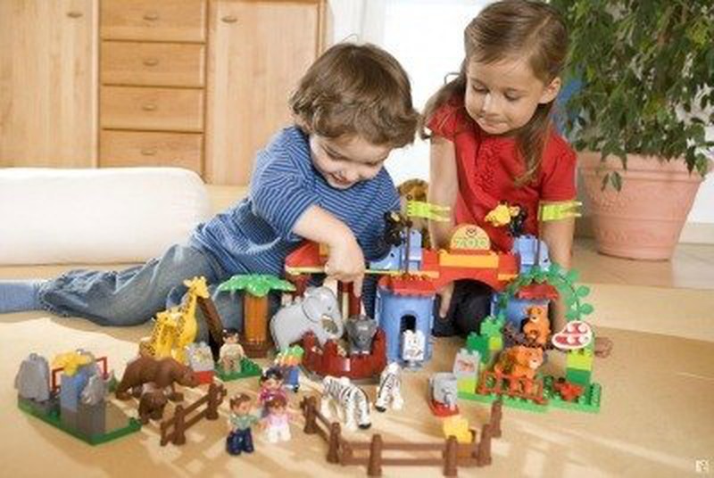 kích thích trí thông minh của trẻ
