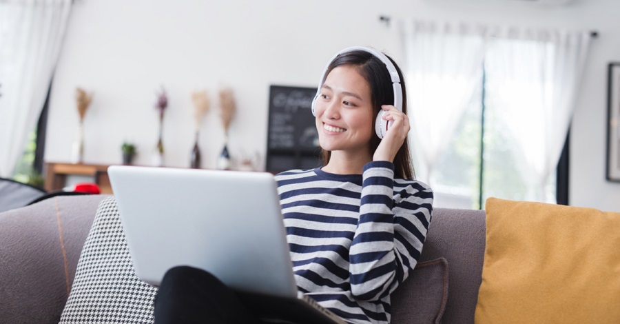 Làm thế nào để củng cố thói quen nghe tiếng Anh?