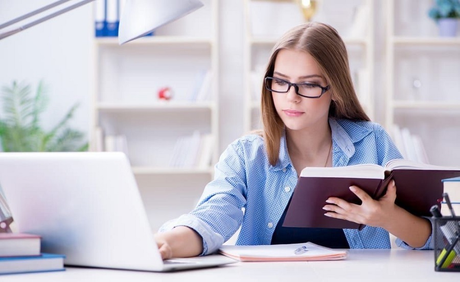 Lợi ích của việc học ngữ pháp tiếng Anh trực tuyến