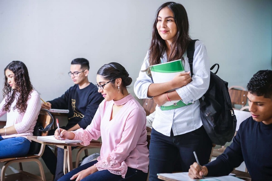 Lợi ích của việc học tiếng anh
