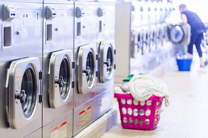 mẫu câu tiếng Anh giao tiếp tại hiệu giặt là