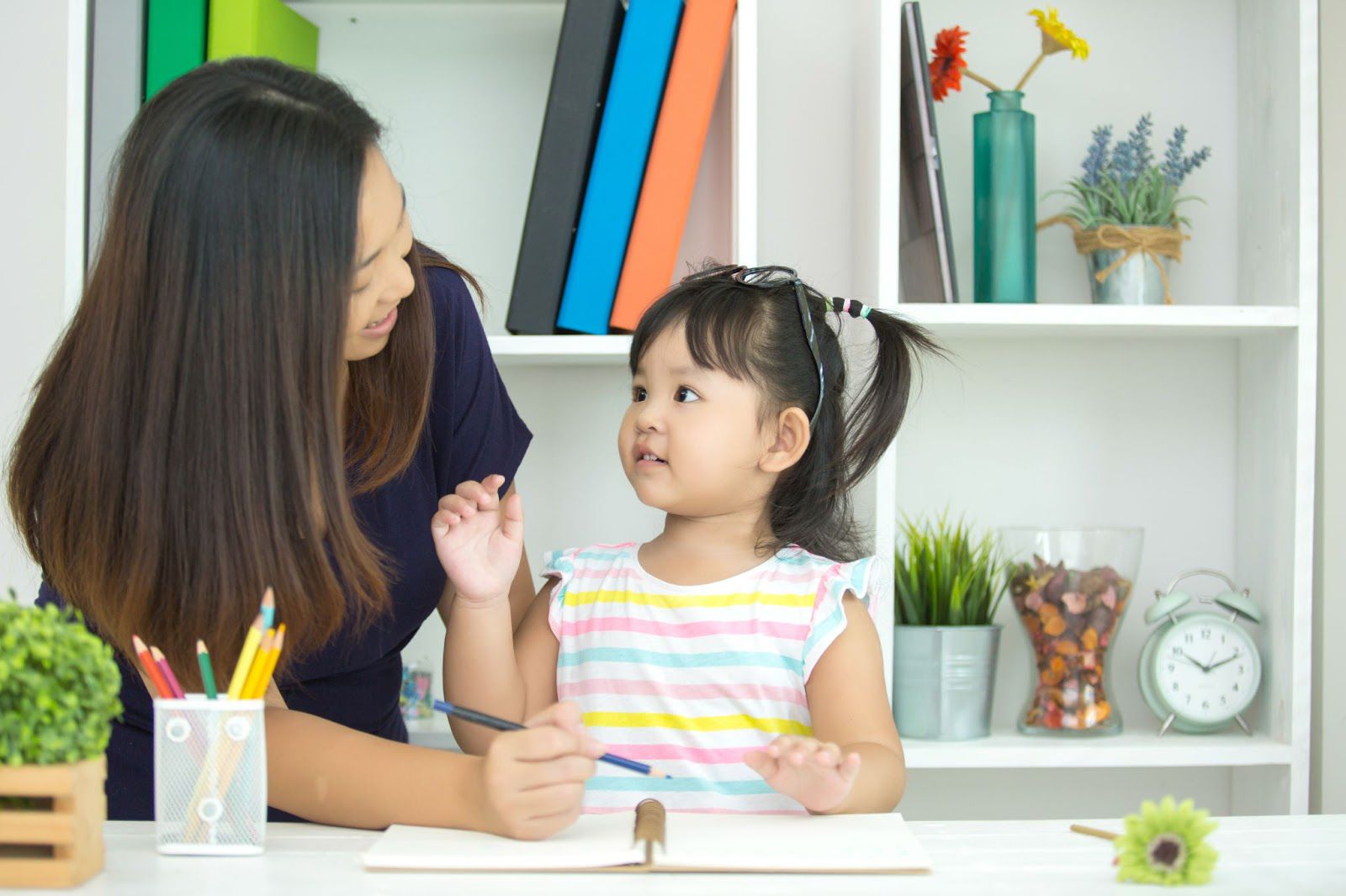 có nên cho trẻ học tiếng anh online