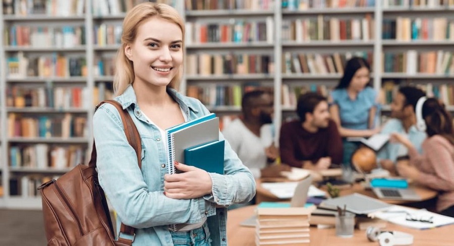 Tại sao học tiếng Anh với người bản ngữ lại quan trọng?