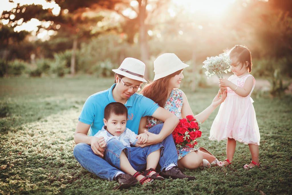 Viết đoạn văn tiếng anh về Bố
